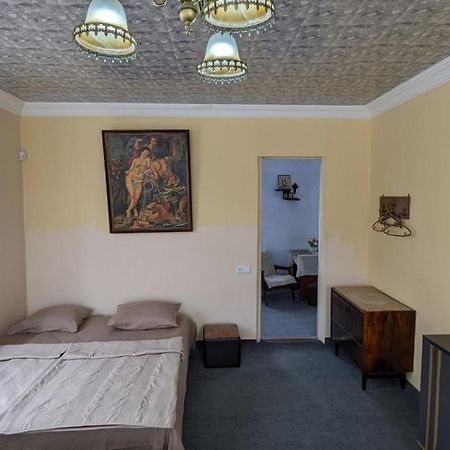 Mano'S Guest House Kobuleti Exterior photo