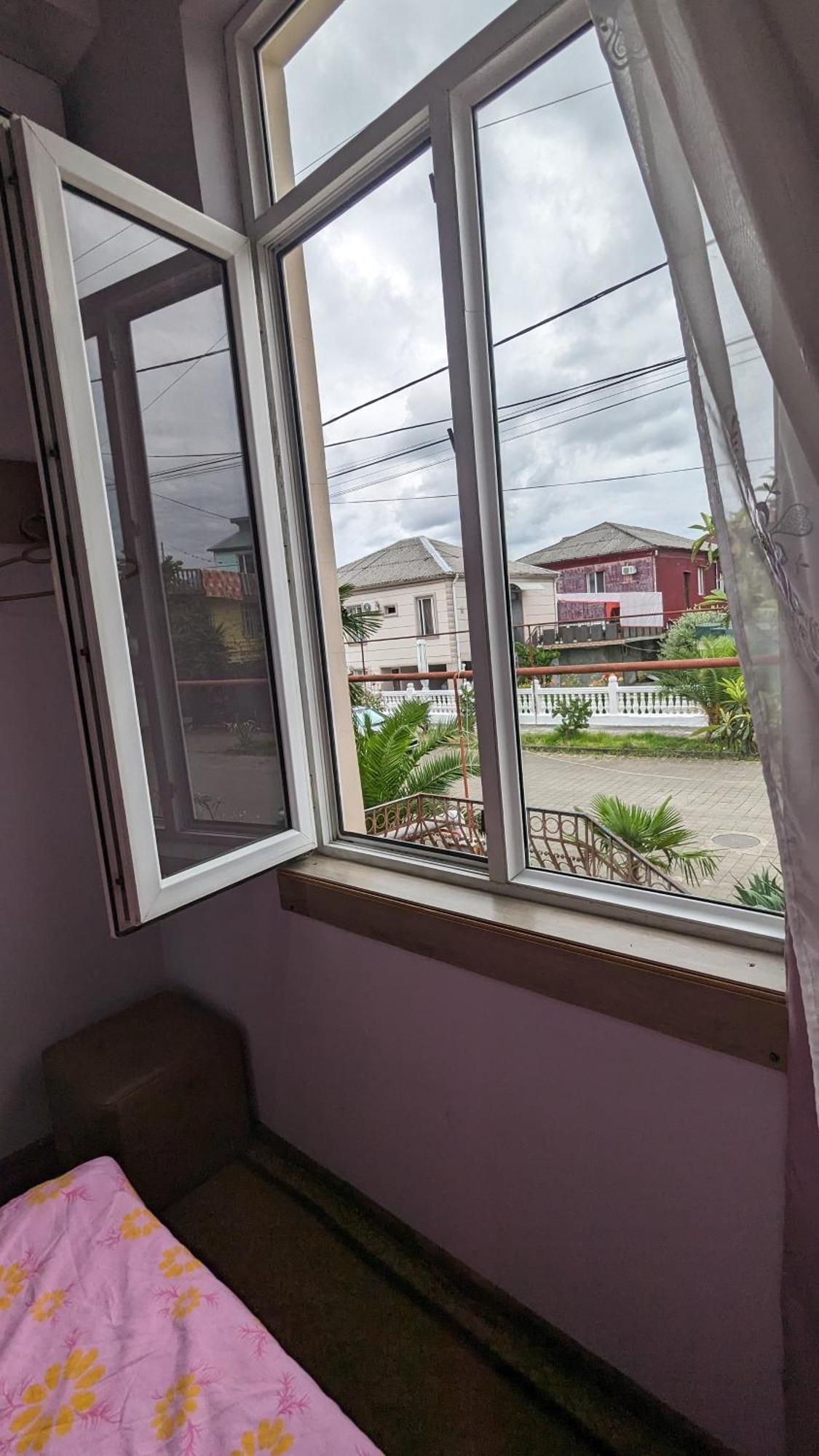 Mano'S Guest House Kobuleti Room photo
